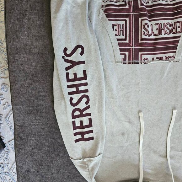 Hershey's Women's Cream Long Sleeves Kangaroo Pocket Hoodie Size XL - Picture 5 of 9